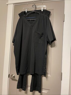 Healing Hands Black Men’s Scrubs
